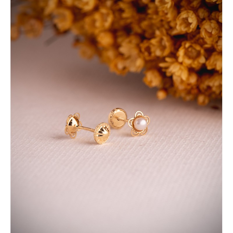 Pendientes Oro Amarillo Flor Calada Con Perla 3Mm. Medida: 6 Mm.Cierre Tuerca oro 18k