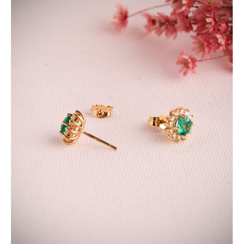 Pendientes Oro Amarillo 24 Diamantes De Laboratorio Y Esmeralda Recristalizada 5 Mm 0,96 Qt 0,340 Qts. Vs2-G. 9 Mm oro 18k
