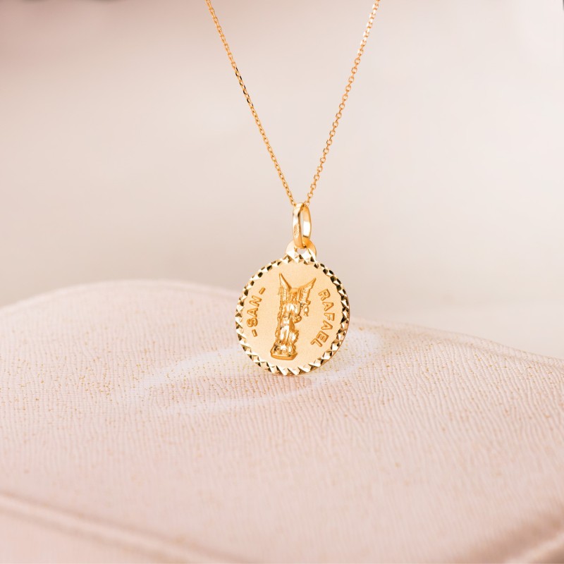 Medalla Oro Amarillo San Rafael Tallada 20 Mm oro 18k