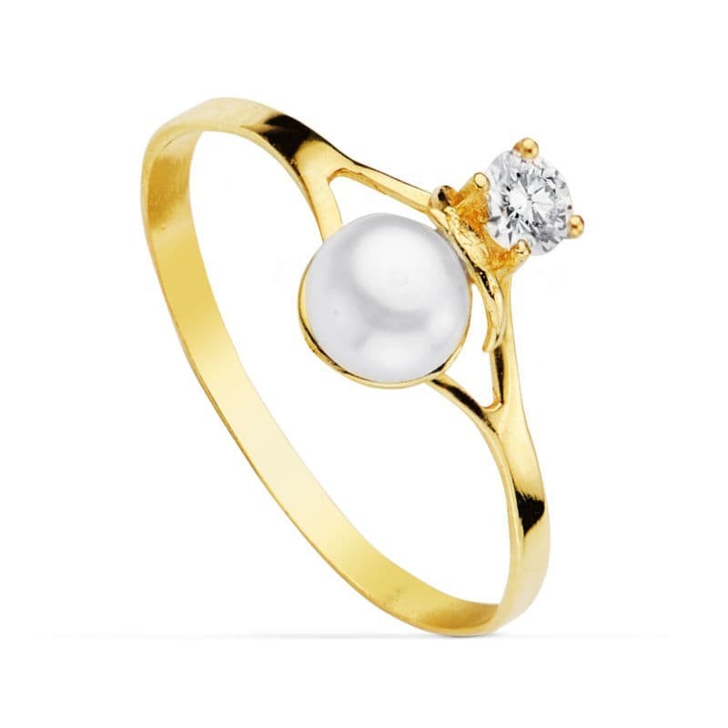 Sortija Oro Amarillo Con Perla De 4,5 mm Y Circonita. Ancho: 8,5 mm oro 18k