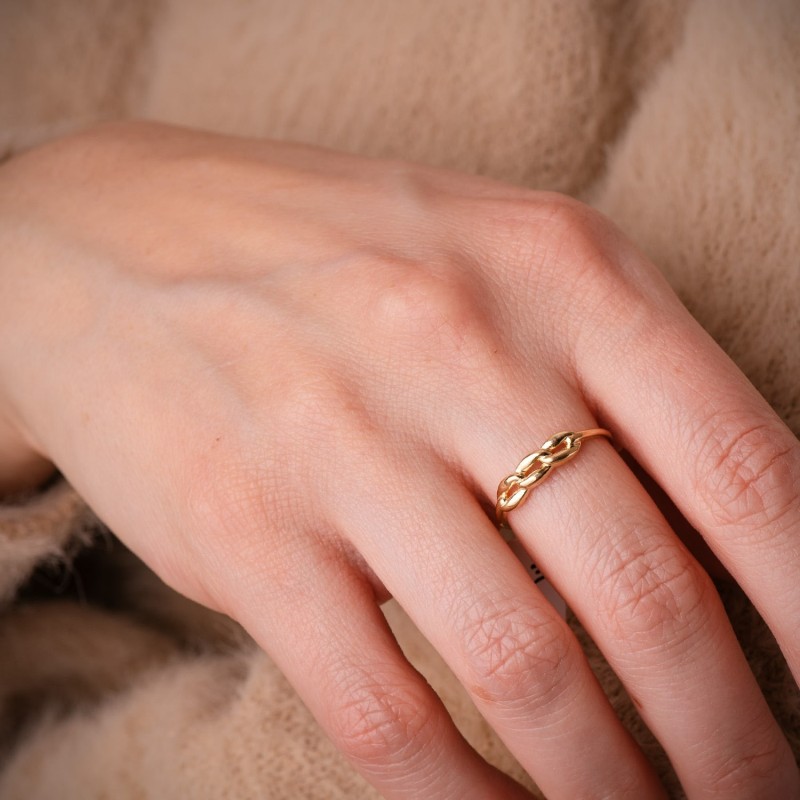 Sortija Oro Bicolor Con Tres Eslabones Lisos Y Circonitas. Ancho: 4 mm oro 18k