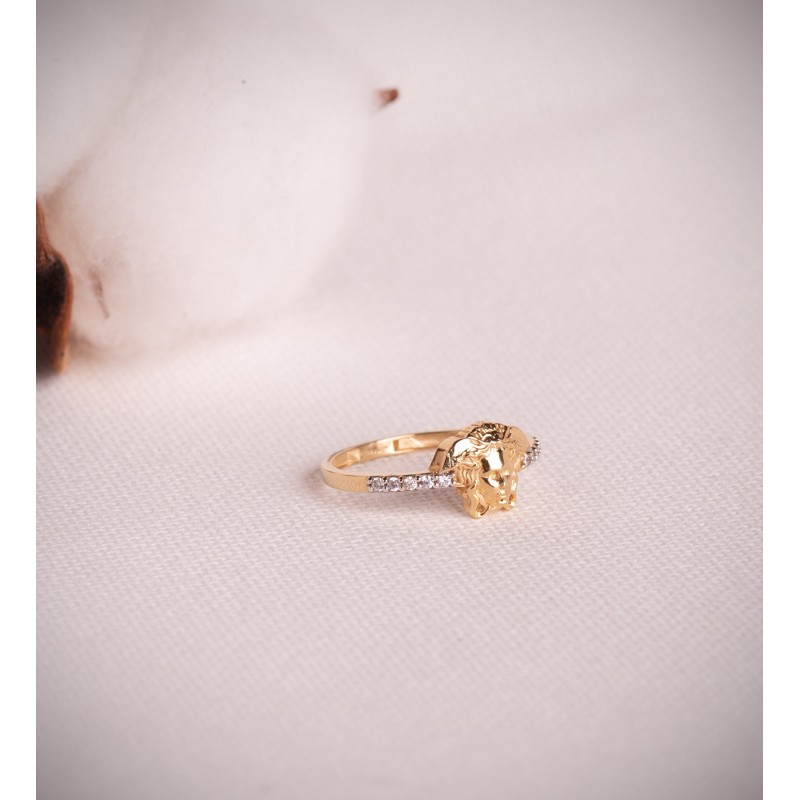 Sortija Oro Bicolor Con Medusa Y Circonitas. Medida: 10 X 8 mm oro 18k