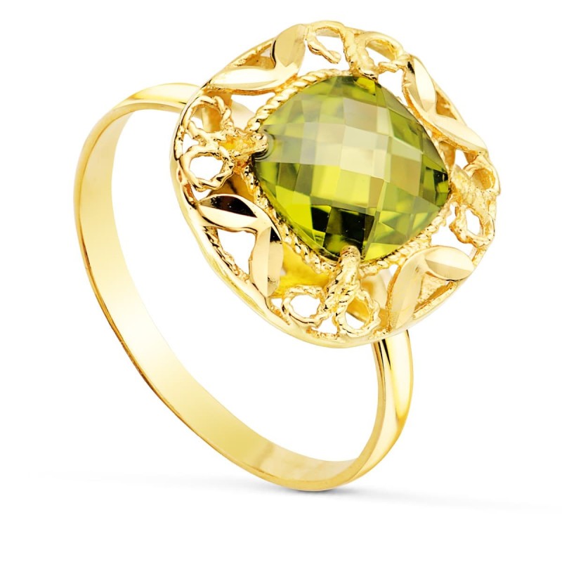 Sortija Oro Amarillo Circonita Verde Oliva En Cerco Tallado. Medida: 14X14 mm oro 18k