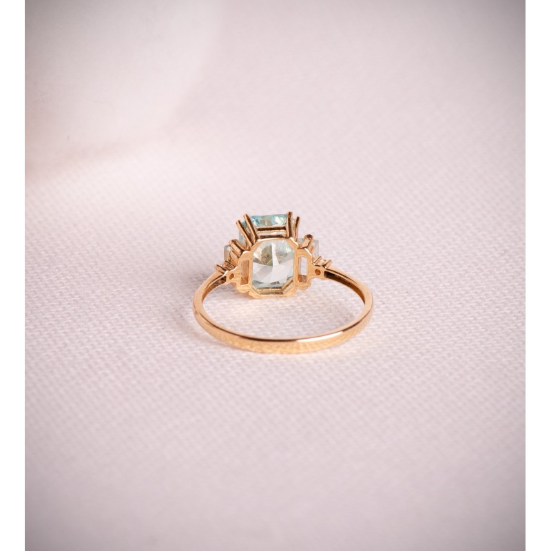 Sortija Oro Amarillo Piedra Octogonal 8X6 mm Ice Cut Y Barretas Topacio Natural 4X2 mm oro 18k