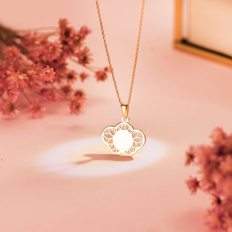 Colgante De Nacar Oro Amarillo Forma De Nube Y Mama Con Glitter 17X13Mm oro 18k