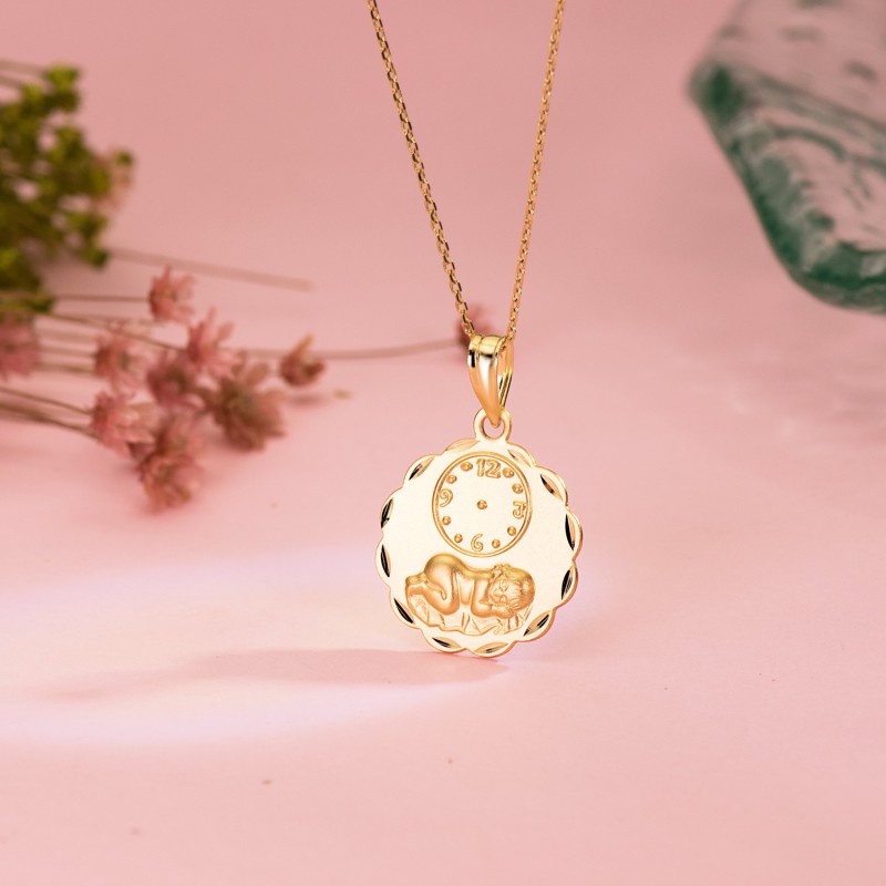 Medalla Oro Amarillo Redonda Niño De La Hora Con Reloj Tallada 16 Mm oro 18k