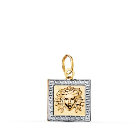 Colgante Oro Bicolor Medusa Cuadrado Borde Con Greca. Medida: 12X12 Mm oro 18k