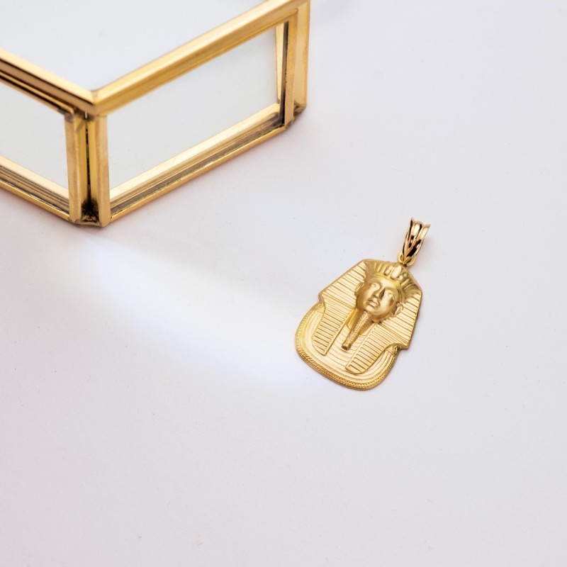 Colgante Oro Amarillo Tutankamon Matizado. 24X18 Mm oro 18k