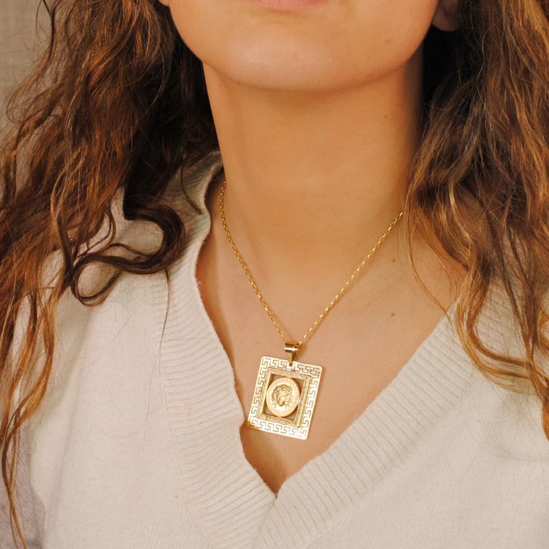 Colgante Oro Amarillo Cuadrado Medusa Y Grecas Con Circonita 37X37 Mm oro 18k