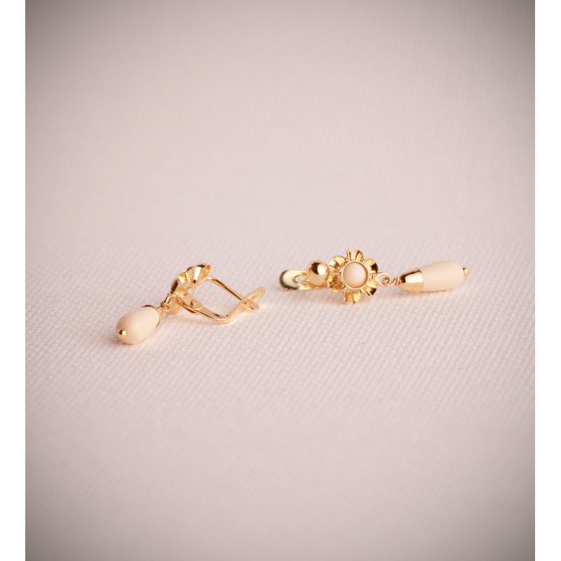 Pendientes Oro Amarillo Cubana Lagrima Marfil. Medida: 22X7 Mm. Cierre Catalan oro 18k