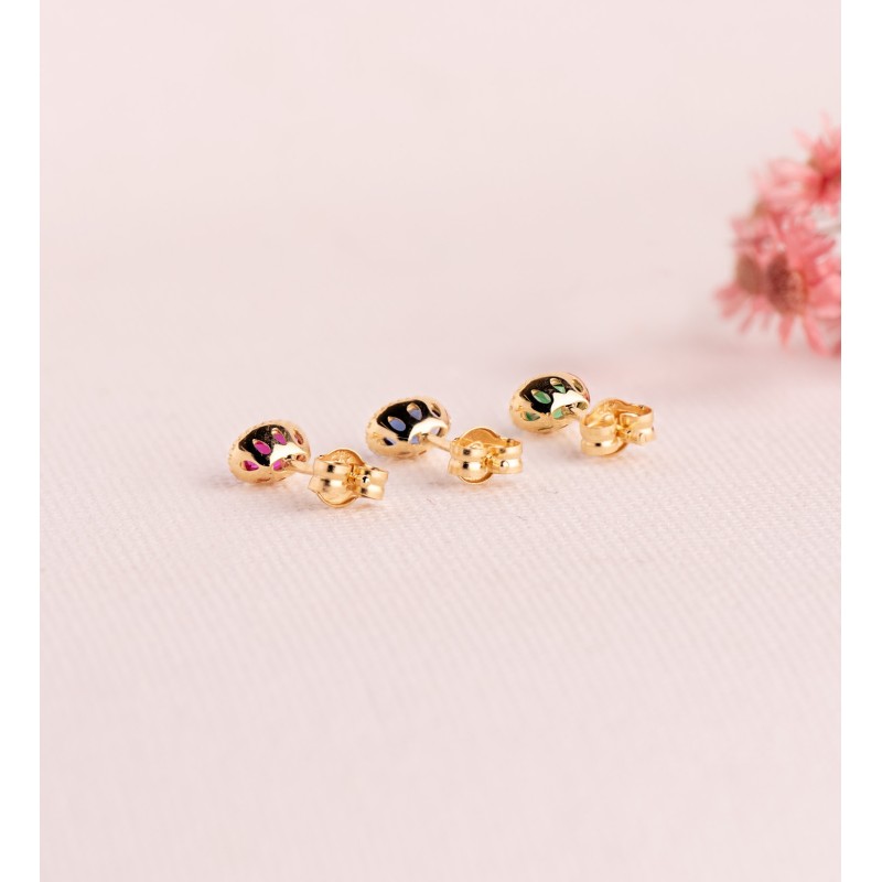 Pendientes Oro Amarillo Oval Piedra Azul Bordes Bolitas. Medida: 6 X 4Mm. Cierre Presion oro 18k