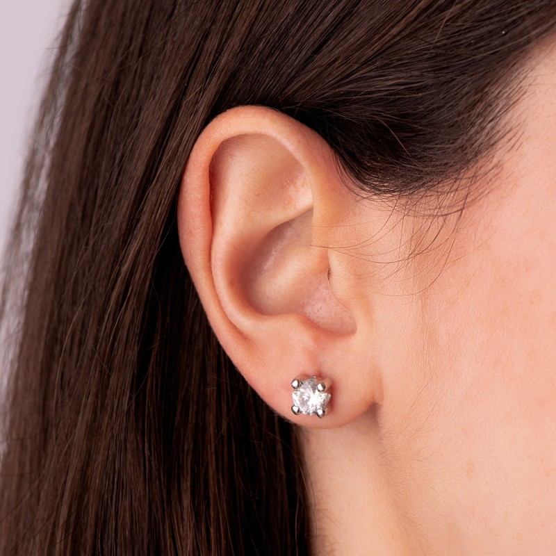 Pendientes Oro Blanco Circonita 6Mm Con 4 Garras. Ancho: 6,5 Mm. Cierre Presion oro 18k